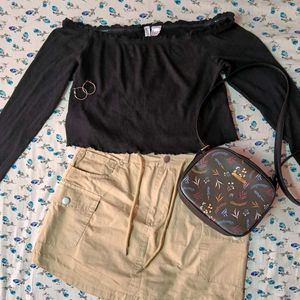 Aesthetic Off-Shoulder Black Crop Top