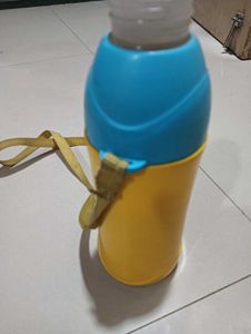 Water bottle