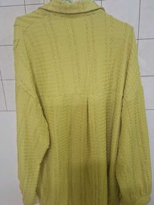 Olive Green Button-Down Top strachable