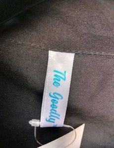 New With Tag Korean Cute Crop Shirt