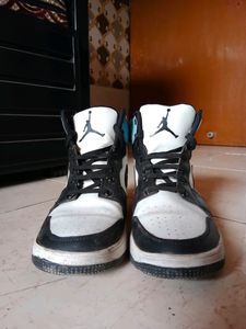 Nike Air Jordan Black And Blue Shoes