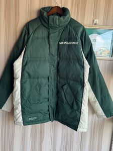 Reebok Vintage NY City Basketball Puffer Jacket