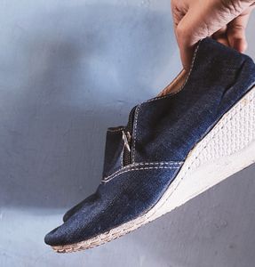Women Blue Sandals/ Flats