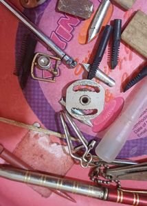 Toss n&#39; Catch Disc with vintage items