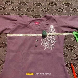 A Beautify Kurti With Beeds Work Design