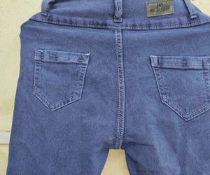 women highstar jeans casual wear , size 30.