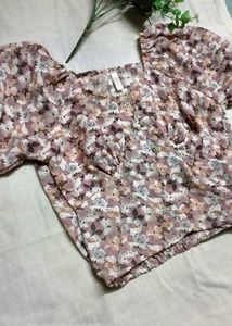 Floral Puff Sleeve Crop Top