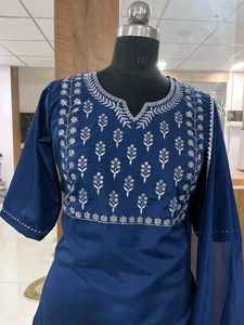 Aagyeyi Graceful Women Kurta Sets*
