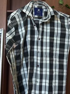 Classic Black &amp; White Plaid Button-Down