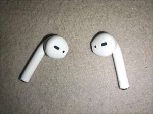 AIRPODS + FREE WATCH