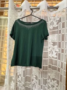Cozy Green Top – Comfortable Everyday Essential