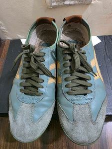Onitsuka Tiger Sneakers