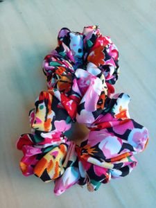 6 Handmade scrunchies❤️❤️