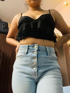 High-Waisted Jeans