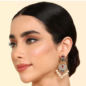 Elegant Traditional Drop Earrings 1 pair