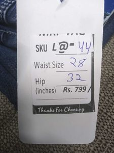 L@44 Size-28 Stylish Jeans &amp; Lace Top Outfit