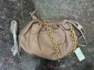 ❌on Sale❌Unused Coverstory Bottega Bag