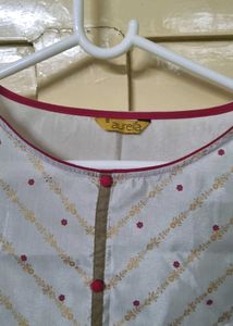 Aurelia Kurta