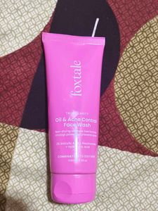 Foxtale Oil &amp; Acne Face Wash