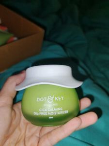 Dot And Key Cica Calming Oil Free Moisturizer