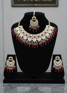 Elegant Jewelry Set
