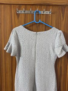 Elegant Grey Midi Dress