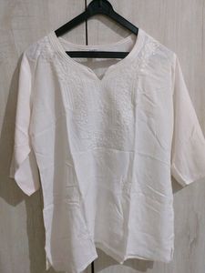 White Chikankari Short Kurti✨🤍