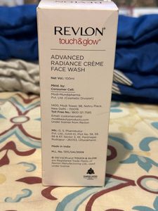 Revlon Touch And Glow Cream Face Wash