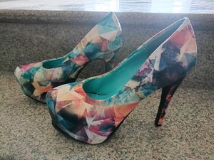 Geometric Print Platform Heels