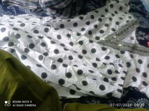 Beautiful black and white suit  Paint Set