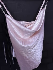 Silk pink Party Top : Brand GUESS