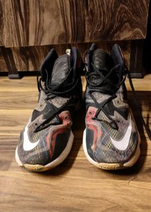Sneaker At Cheap Rate