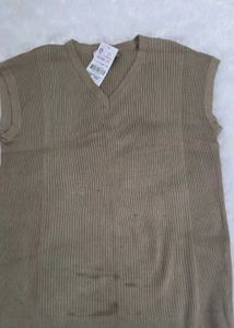 Sleeveless Tshirt