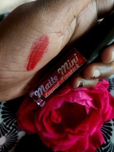 Matte Liquid Lipstick - Red