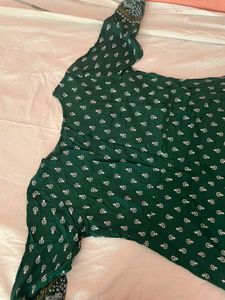 Women Green Kurti Pant With Dupatta