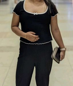 Black Casual Top With Bow