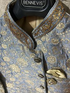 Men&#39;s Blue &amp; Gold Brocade Jacket