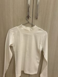 White Full Sleeves Top (xs-s)
