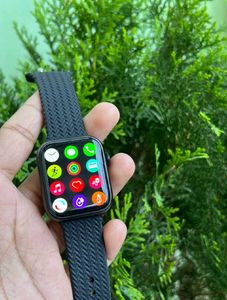 Smart Watch with Custom Face