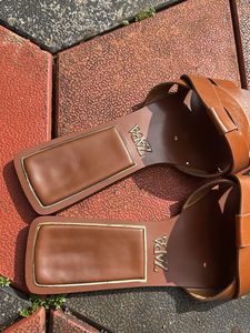 Zara Brown Leather Flats