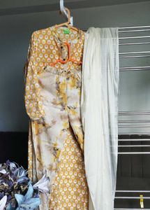 Kurta suit