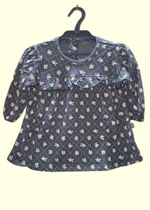 Cute Girl&#39;s Floral Print Top