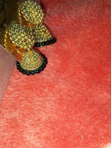 2 Pairs Jhumkas