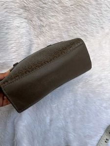 Guess Monogram Sling bag