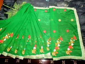 FREE GREEN CUTE Saree