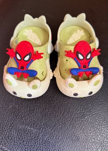 unisex clogs