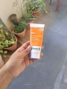 Derma Co Pore Minimising Sunscreen