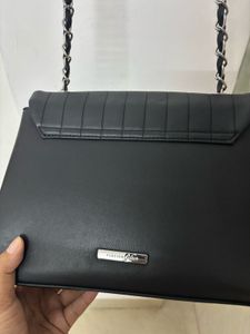 Chic Black sling Bag