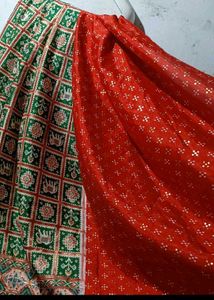 5 Green Elephant Print Saree With Attached Blouse