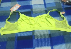 (96)BRA Lingerie